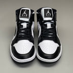 NIKE AIR JORDAN 1 Mid Panda Shoe Women's Sz 10.5 Black / White DV0991-101 (New)