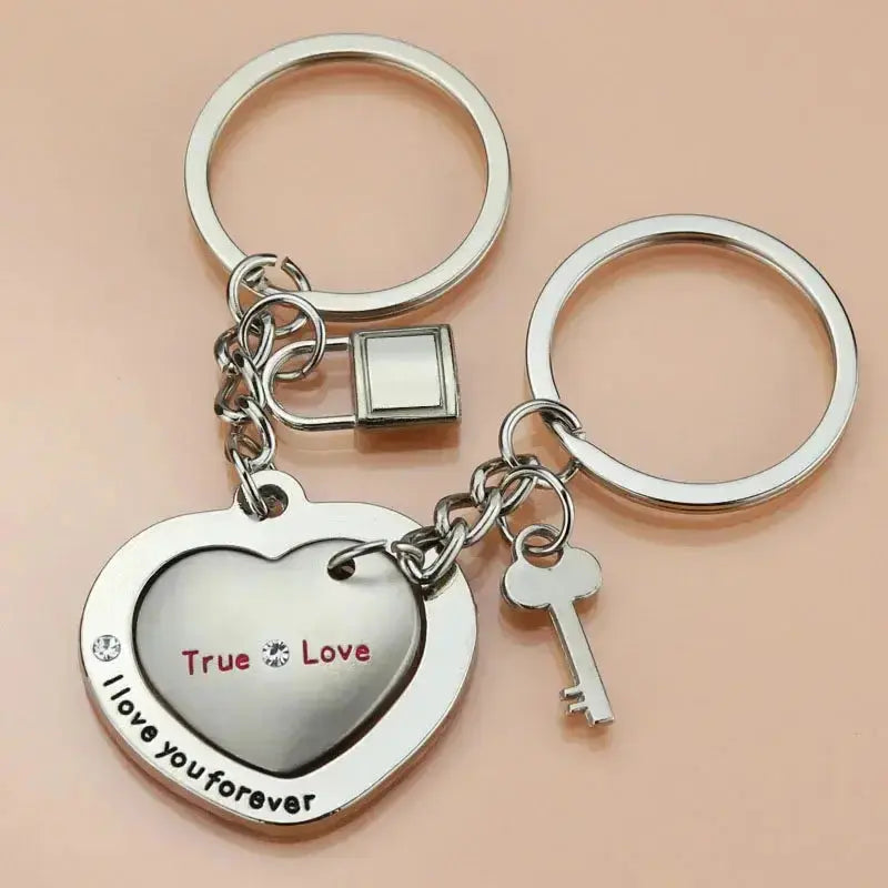 Love Couple Keychain Pendant Creative Valentine'S Day Other Festivals Small Gift Keyrings Pendant