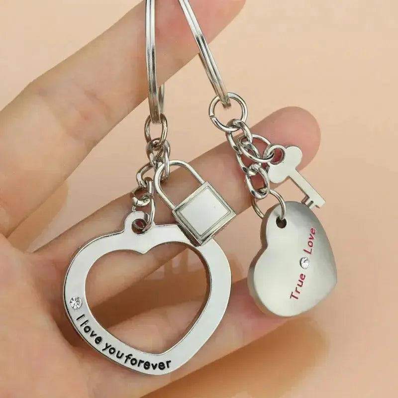 Love Couple Keychain Pendant Creative Valentine'S Day Other Festivals Small Gift Keyrings Pendant